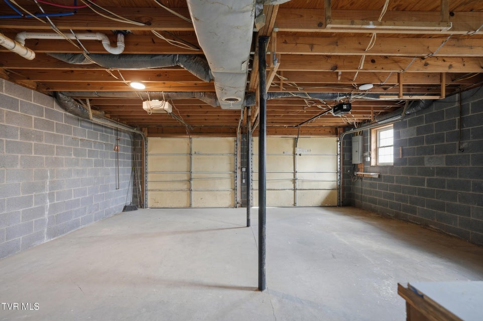 Photo #23: 3740 Thorngrove Drive