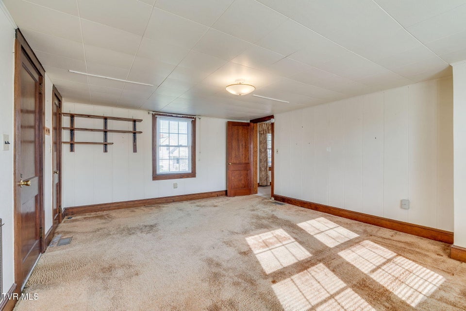 Photo #19: 2716 Linden Road