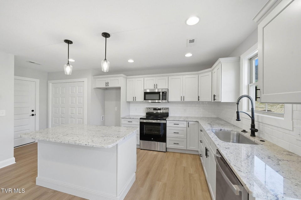 Photo #6: 614 Cherry Marie Drive