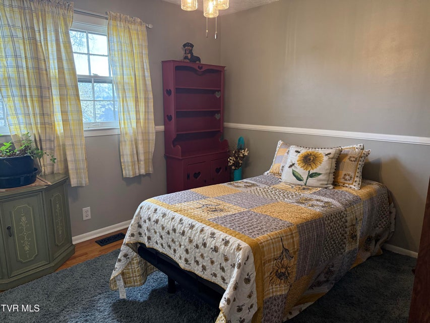 Photo #24: 952 Afton Street