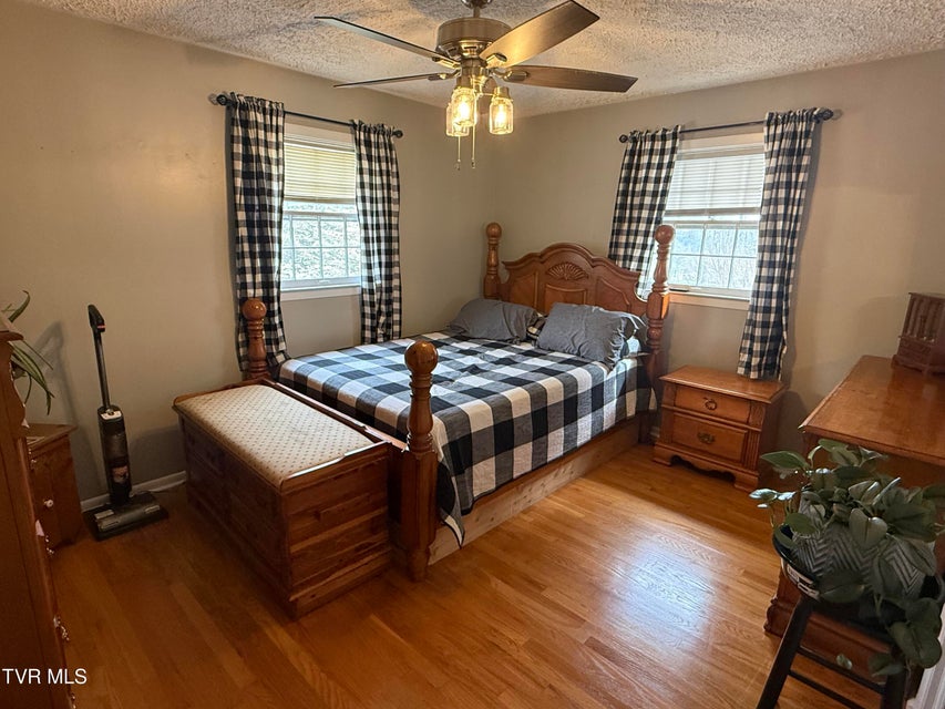 Photo #22: 952 Afton Street