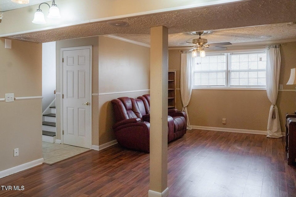 Photo #29: 952 Afton Street