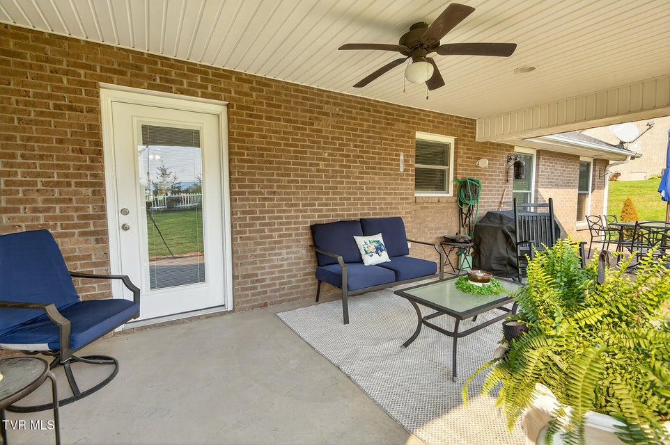 Photo #26: 410 Garden Meadow Drive