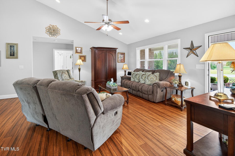 Photo #6: 410 Garden Meadow Drive