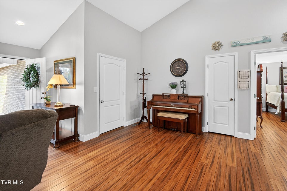 Photo #11: 410 Garden Meadow Drive