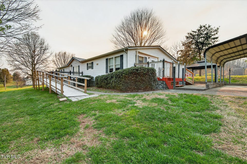 Photo #4: 62 Roaming Drive Drive