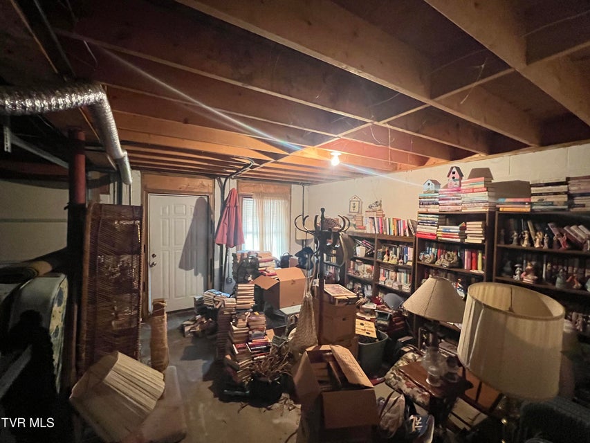 Photo #10: 165 Bentley Parc 