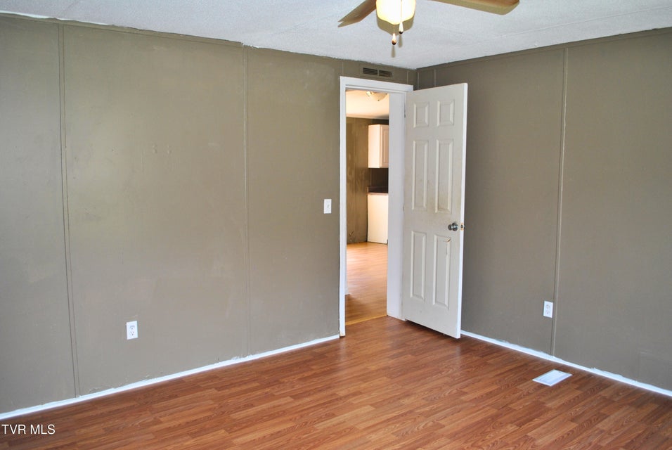 Photo #28: 242 Middle Creek Road