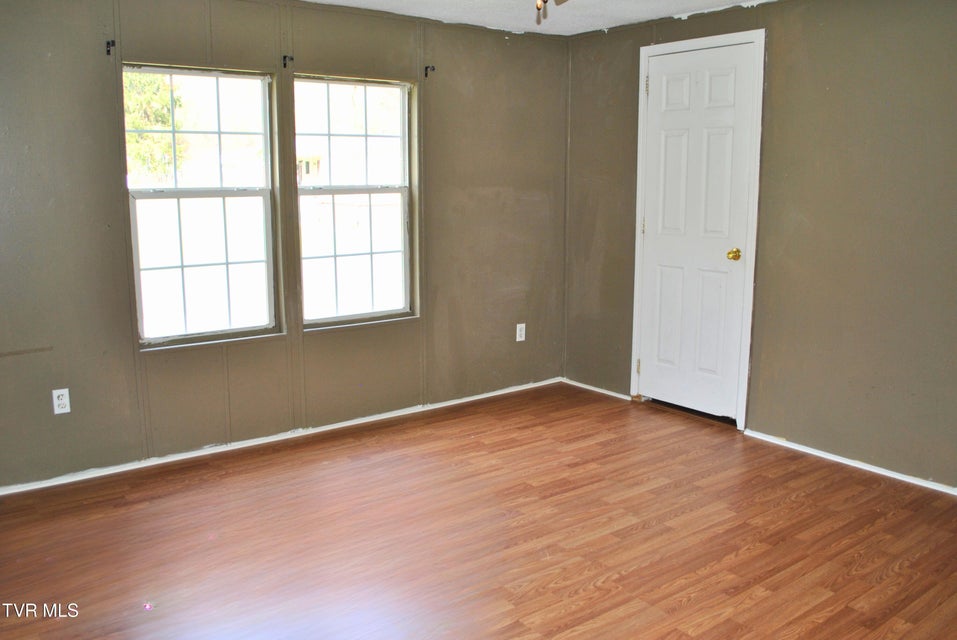 Photo #27: 242 Middle Creek Road