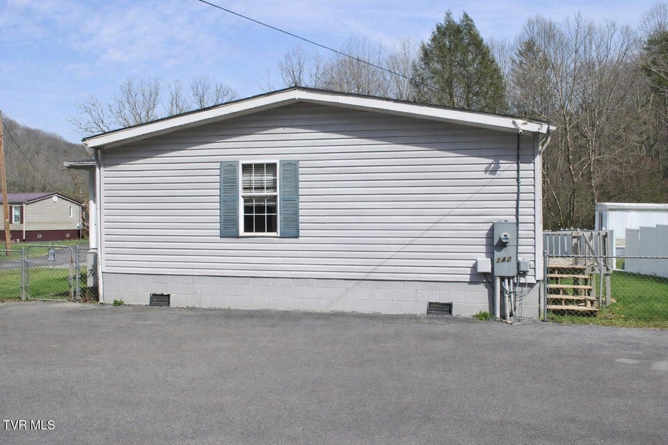 Photo #4: 242 Middle Creek Road