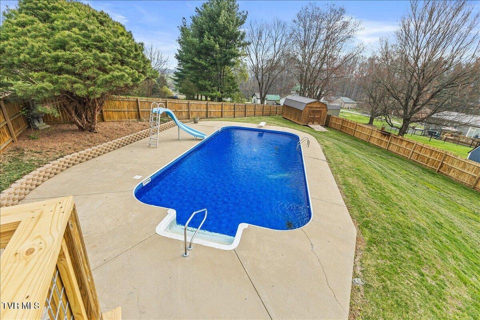 Photo #30: 316 Winding Road