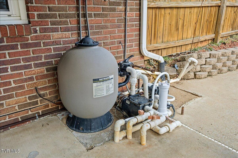 Photo #33: 316 Winding Road