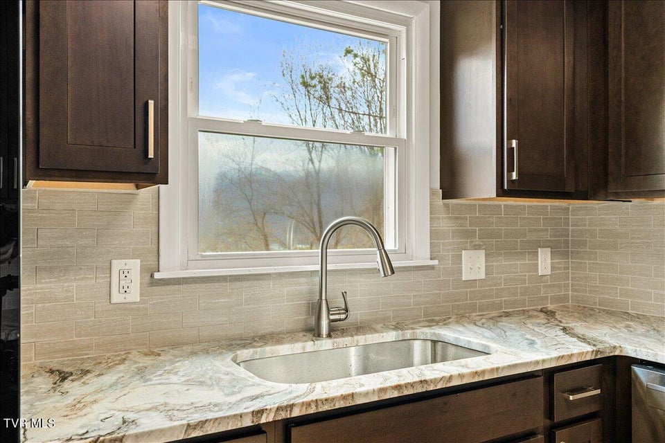 Photo #37: 316 Winding Road