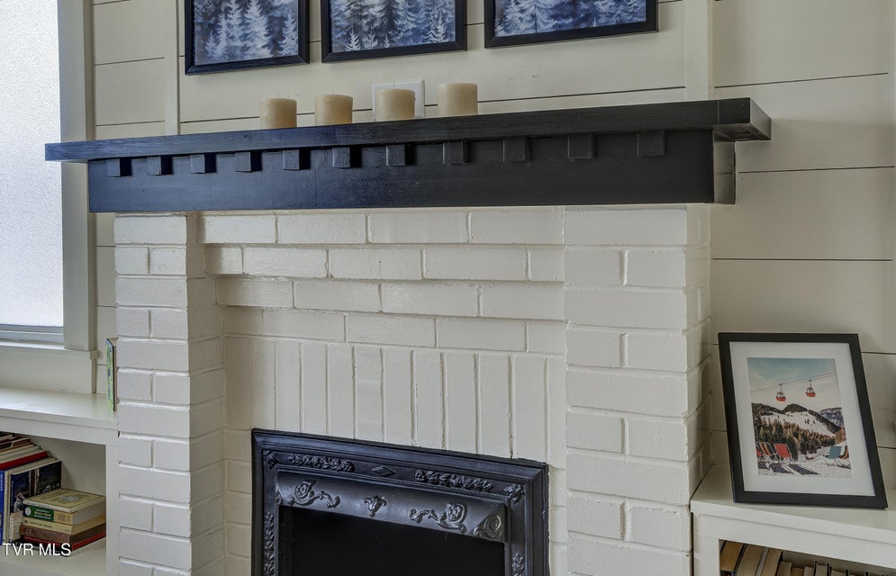 Photo #8: 4238 Ivanhoe Street