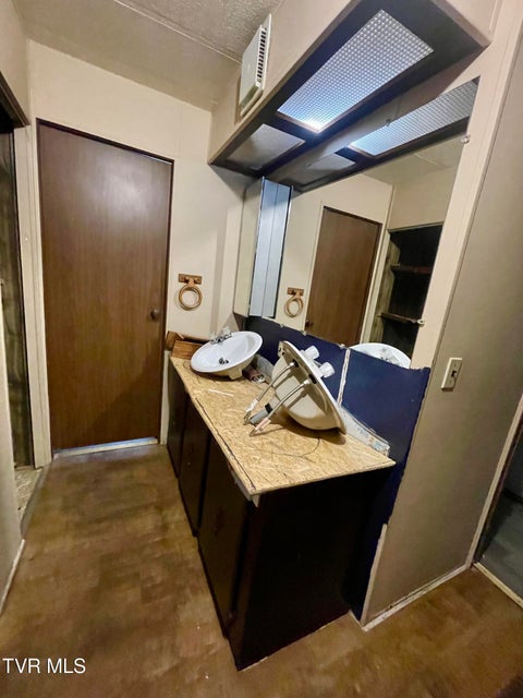 Photo #13: 6060 Daniel Boone Road