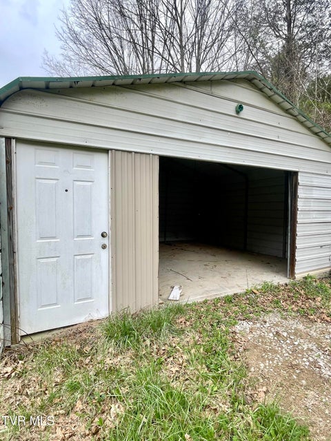 Photo #16: 6060 Daniel Boone Road