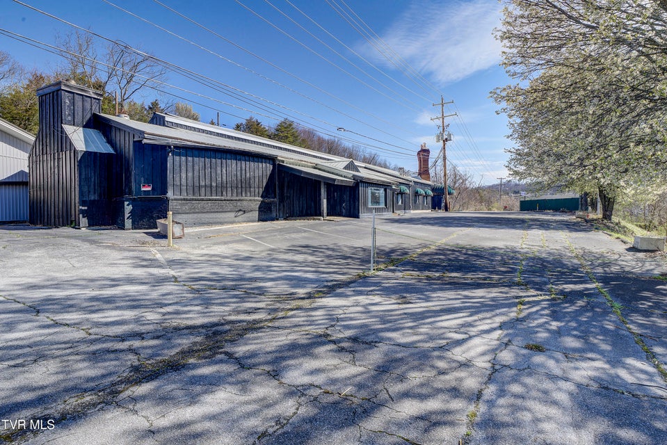 Photo #8: 3096 Roan Street