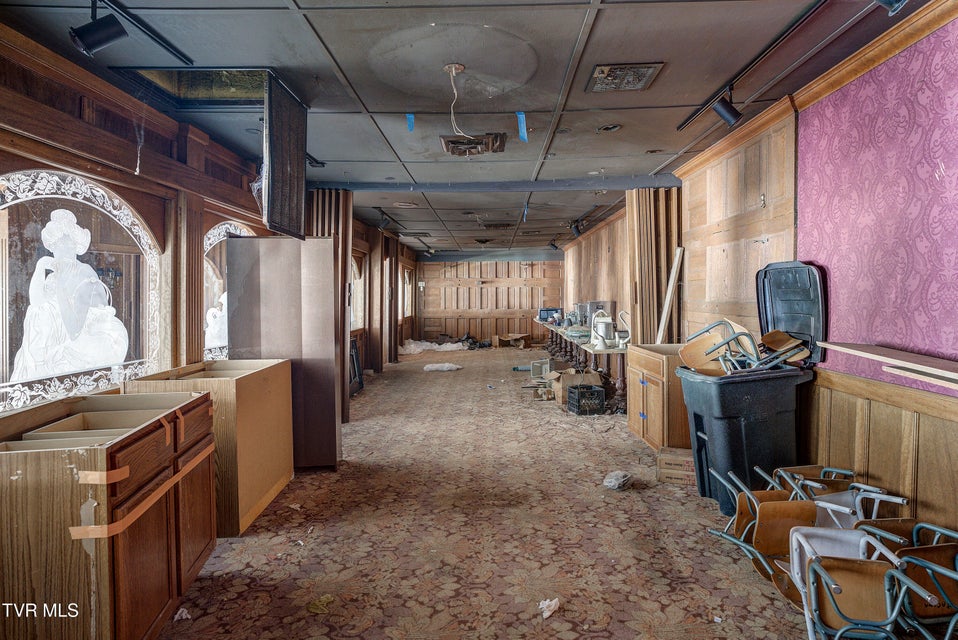 Photo #14: 3096 Roan Street