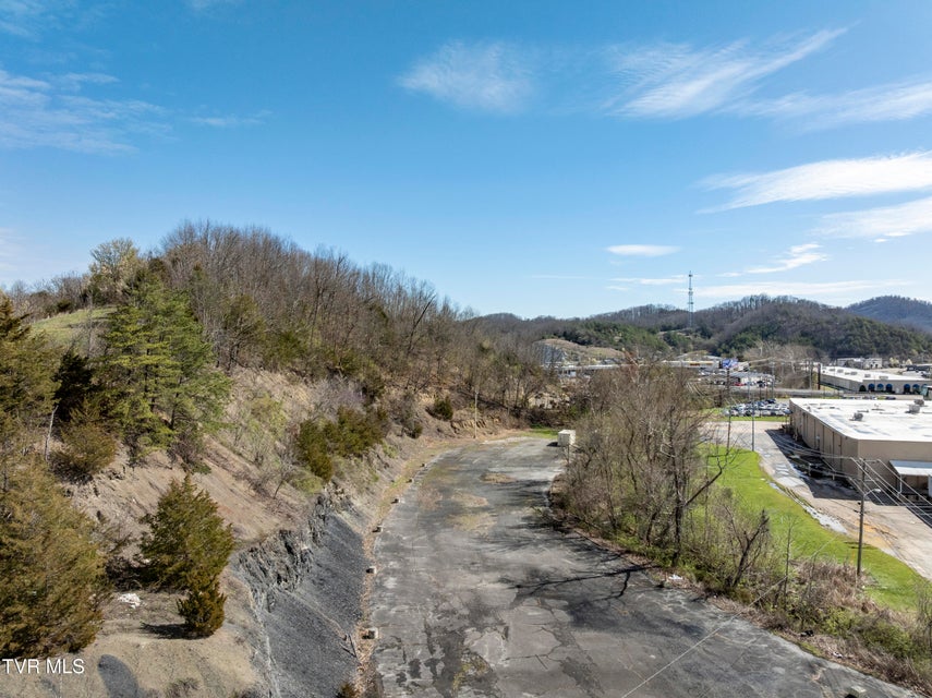 Photo #24: 3096 Roan Street