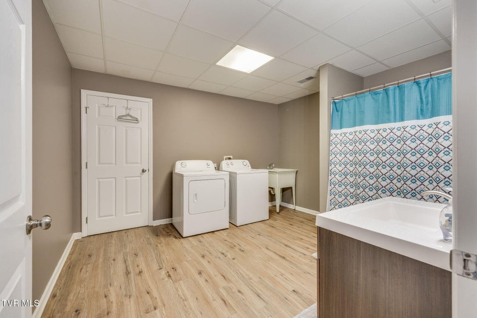 Photo #65: 1104 Wiembley Drive