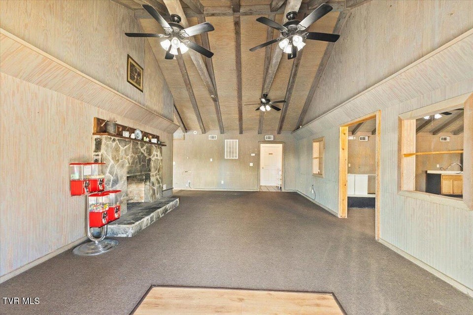 Photo #9: 3124 Andrew Johnson Highway