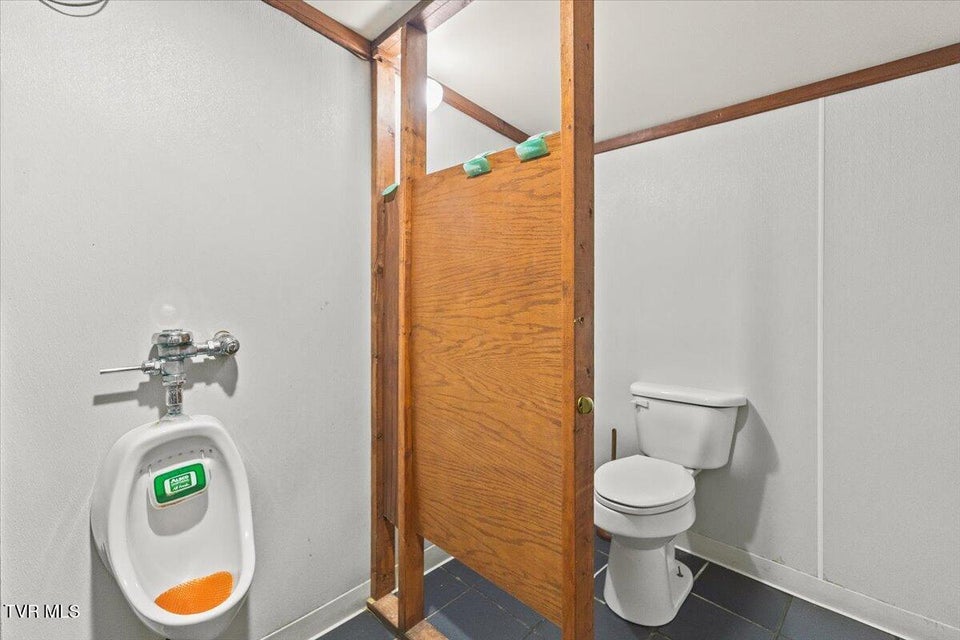 Photo #28: 3124 Andrew Johnson Highway