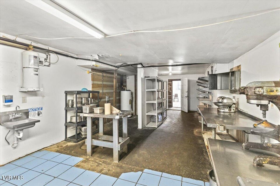 Photo #39: 3124 Andrew Johnson Highway