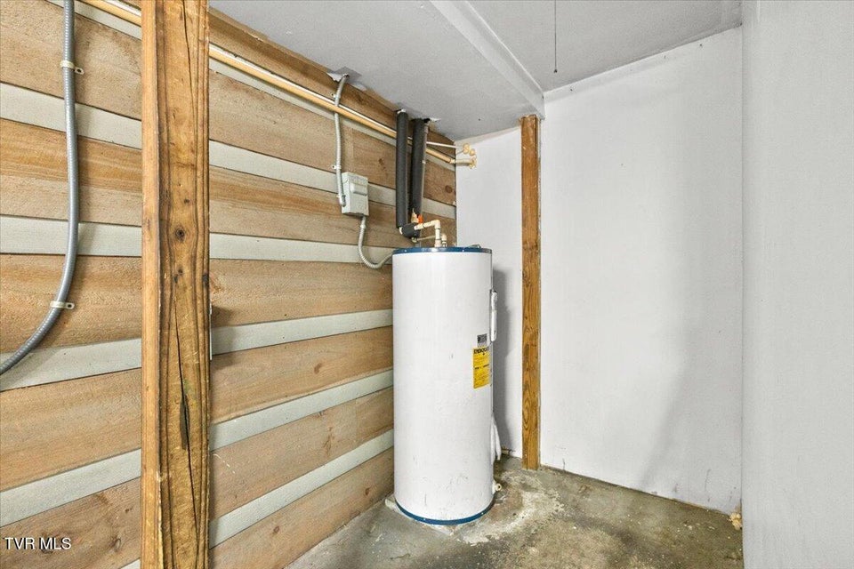 Photo #40: 3124 Andrew Johnson Highway