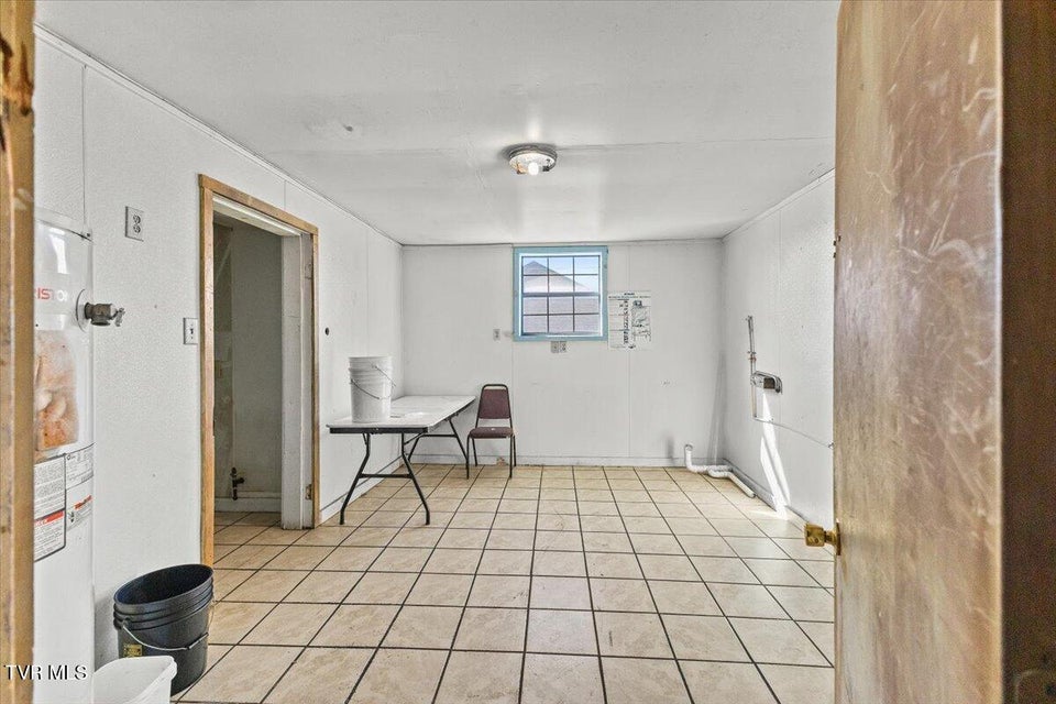 Photo #42: 3124 Andrew Johnson Highway