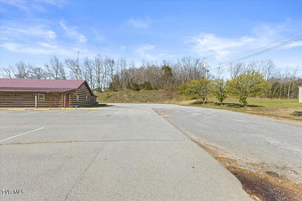 Photo #46: 3124 Andrew Johnson Highway