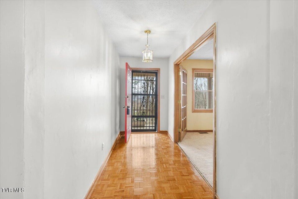 Photo #10: 216 Fitzsimmons Hill Road