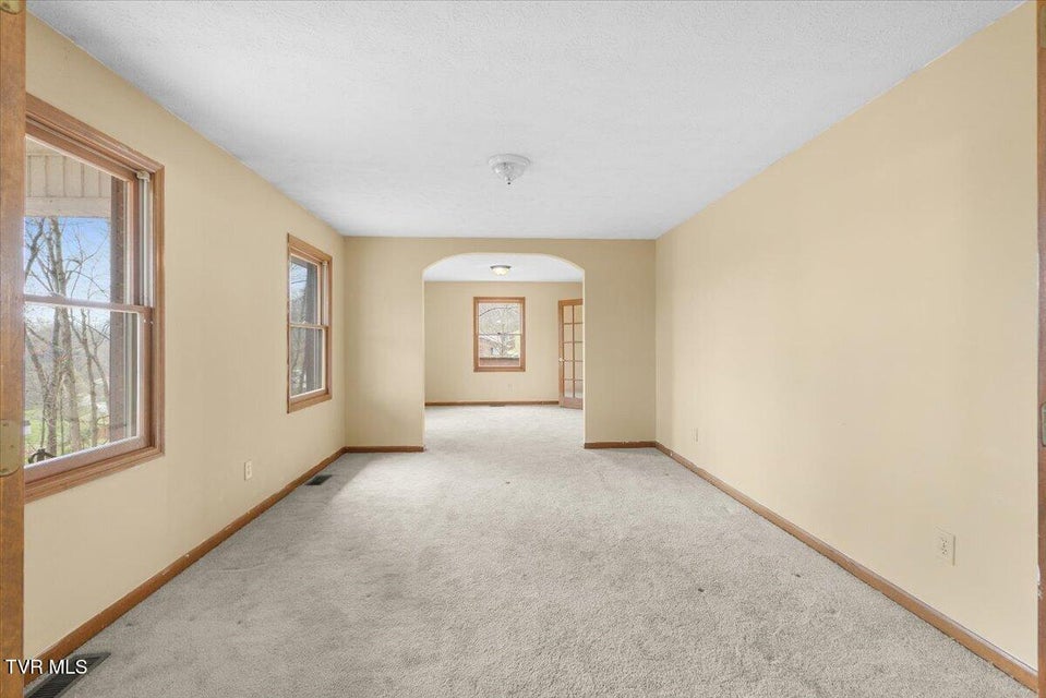 Photo #11: 216 Fitzsimmons Hill Road