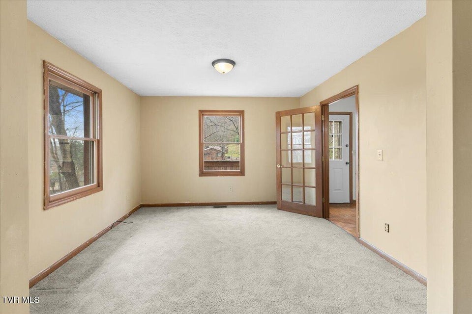 Photo #12: 216 Fitzsimmons Hill Road