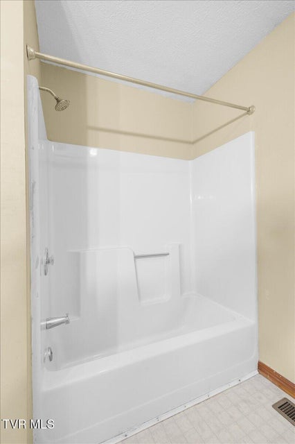 Photo #20: 216 Fitzsimmons Hill Road