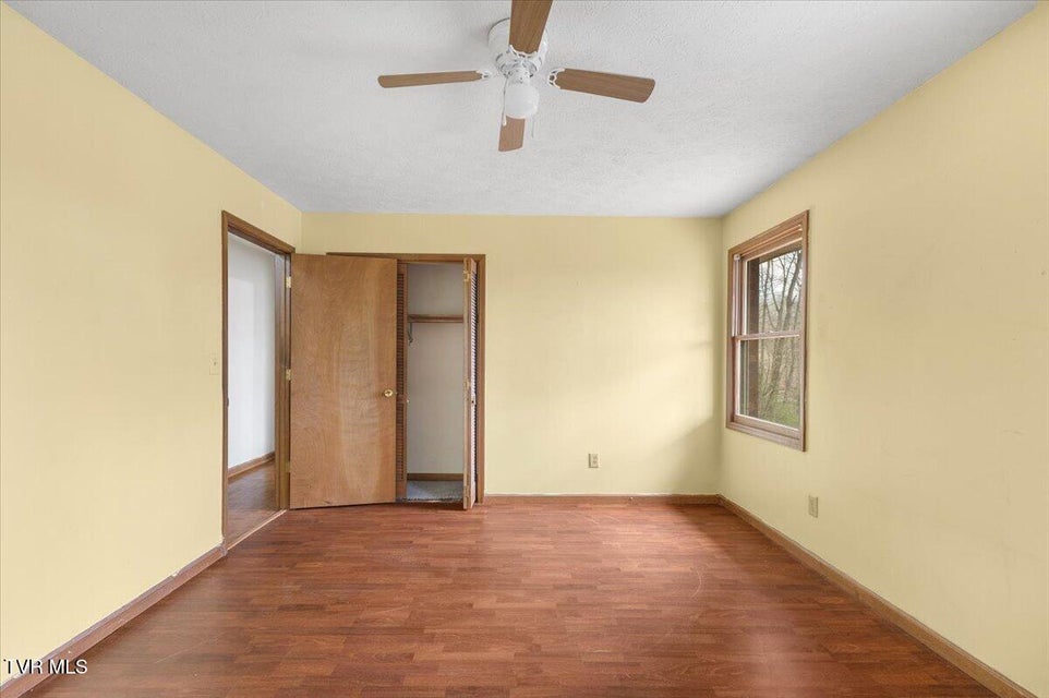 Photo #23: 216 Fitzsimmons Hill Road