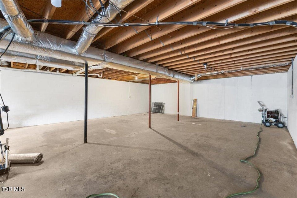 Photo #34: 216 Fitzsimmons Hill Road