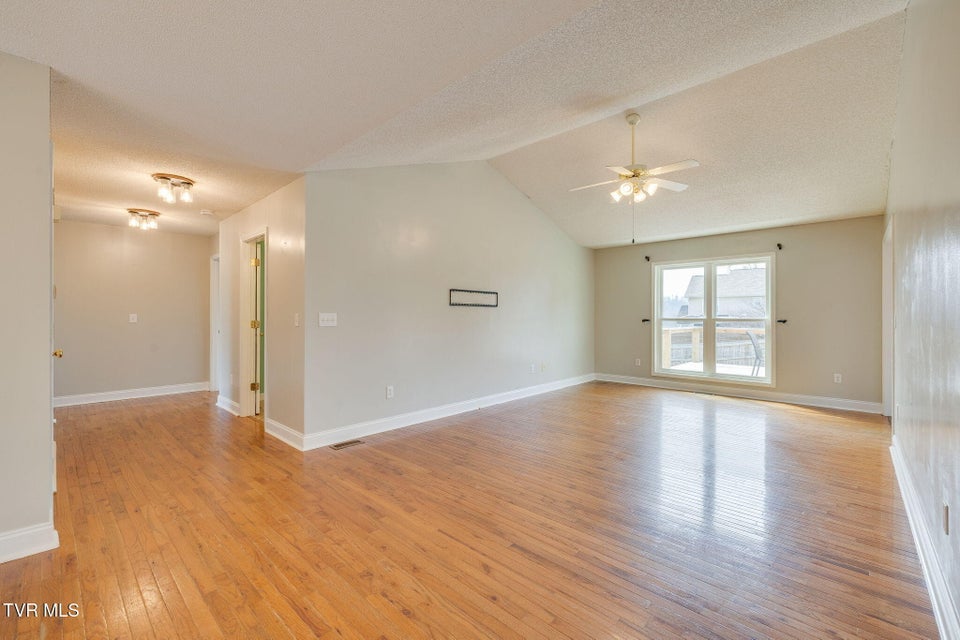 Photo #7: 1009 Zack Court