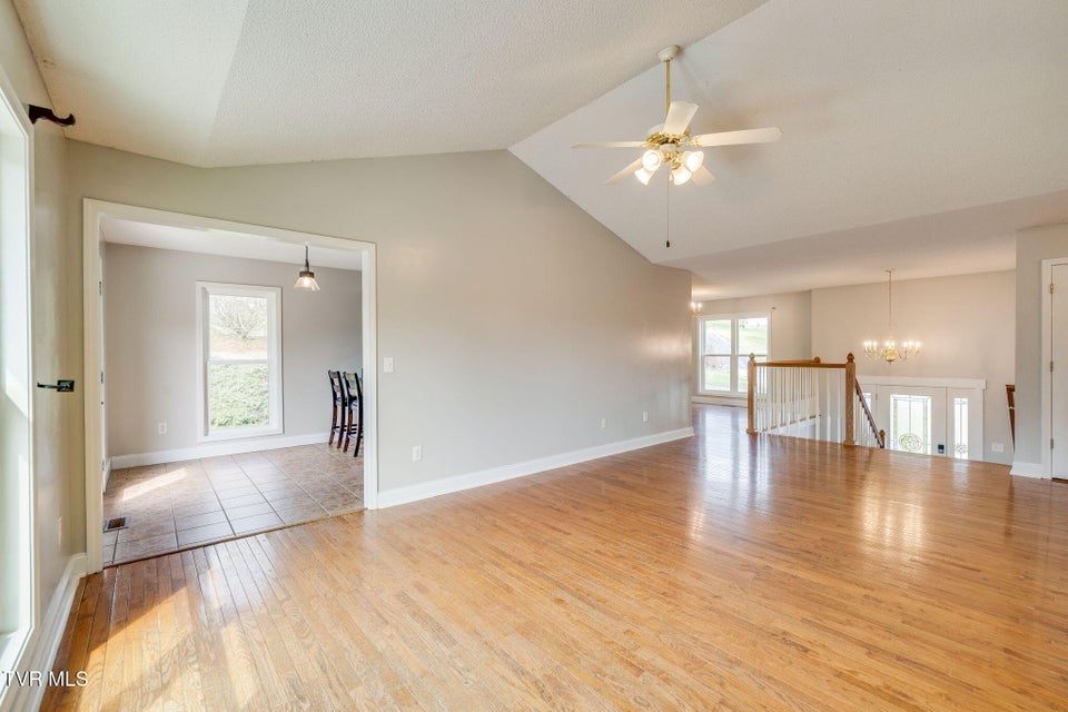 Photo #8: 1009 Zack Court