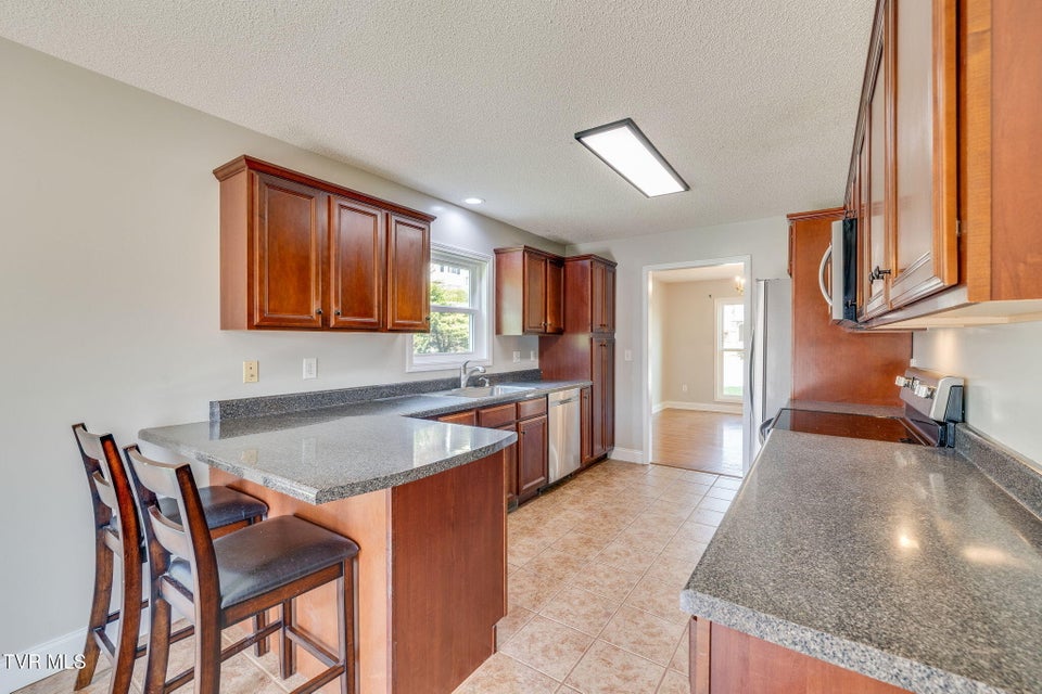 Photo #11: 1009 Zack Court