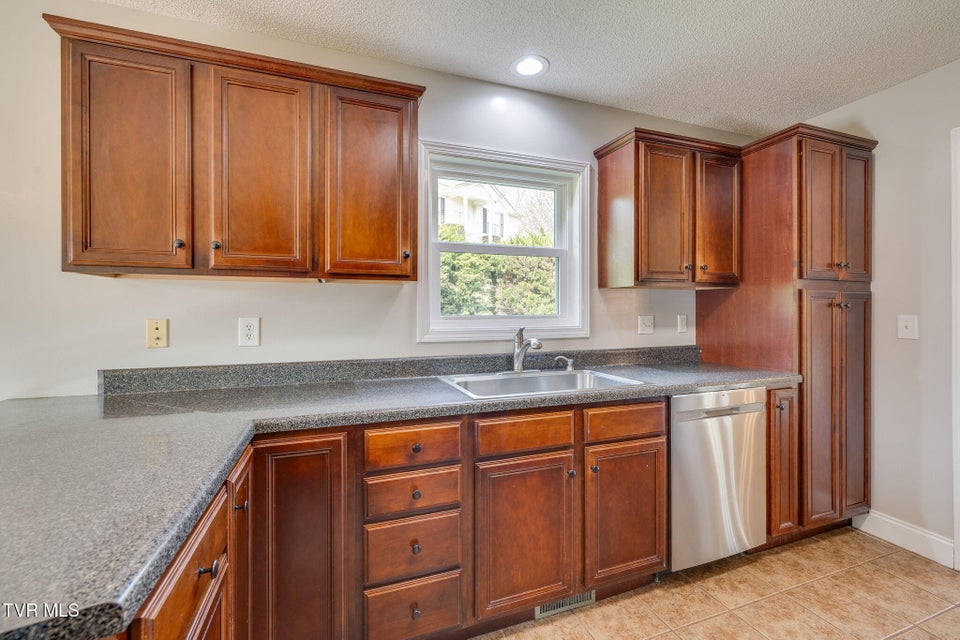 Photo #12: 1009 Zack Court