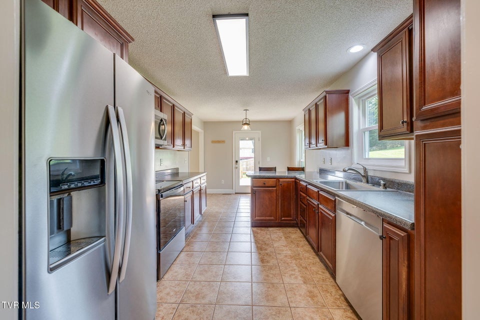 Photo #14: 1009 Zack Court