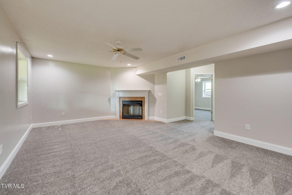 Photo #28: 1009 Zack Court