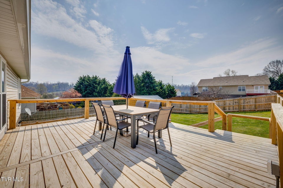 Photo #33: 1009 Zack Court