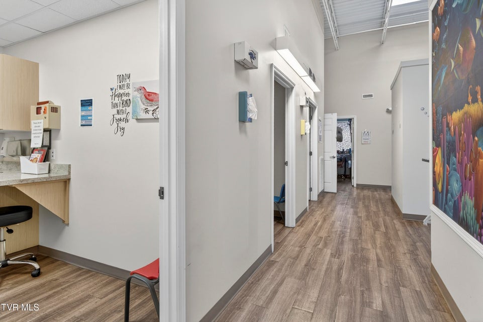 Photo #5: 929 Main Street