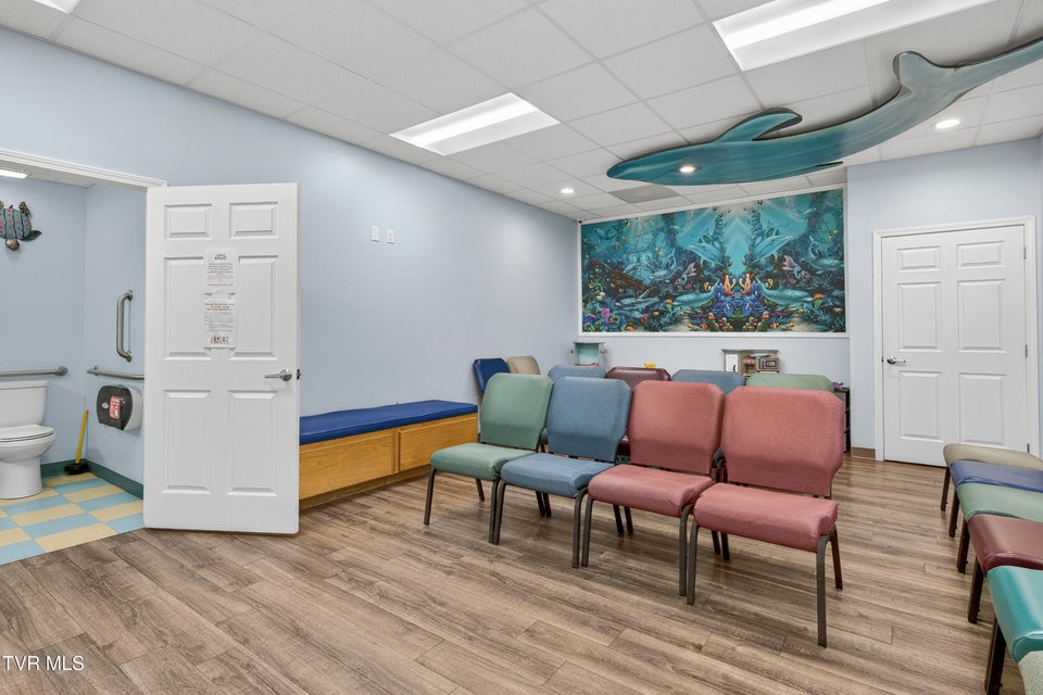 Photo #11: 929 Main Street