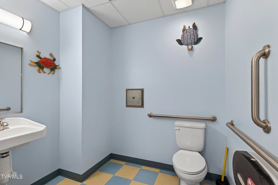 Photo #12: 929 Main Street