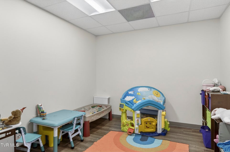 Photo #21: 929 Main Street