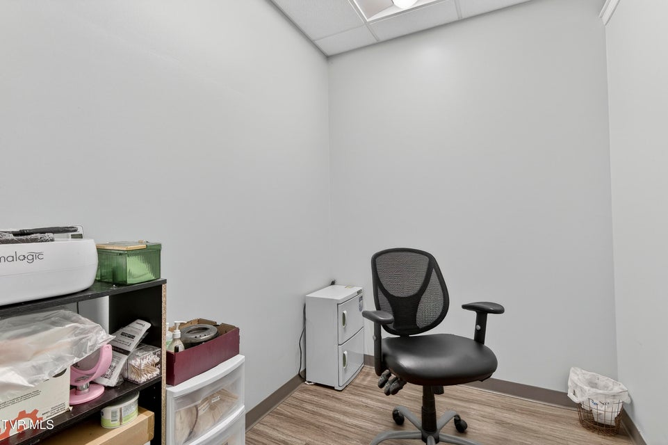 Photo #23: 929 Main Street