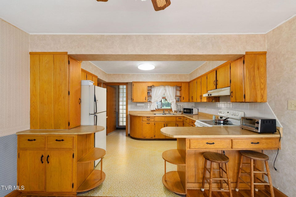 Photo #41: 431 Bowmantown Road