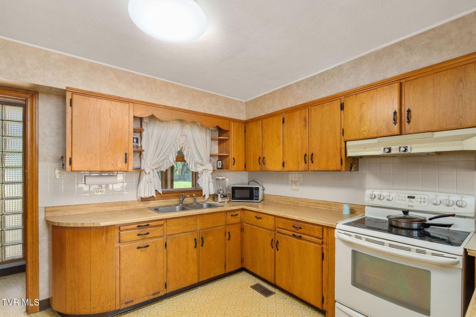 Photo #45: 431 Bowmantown Road